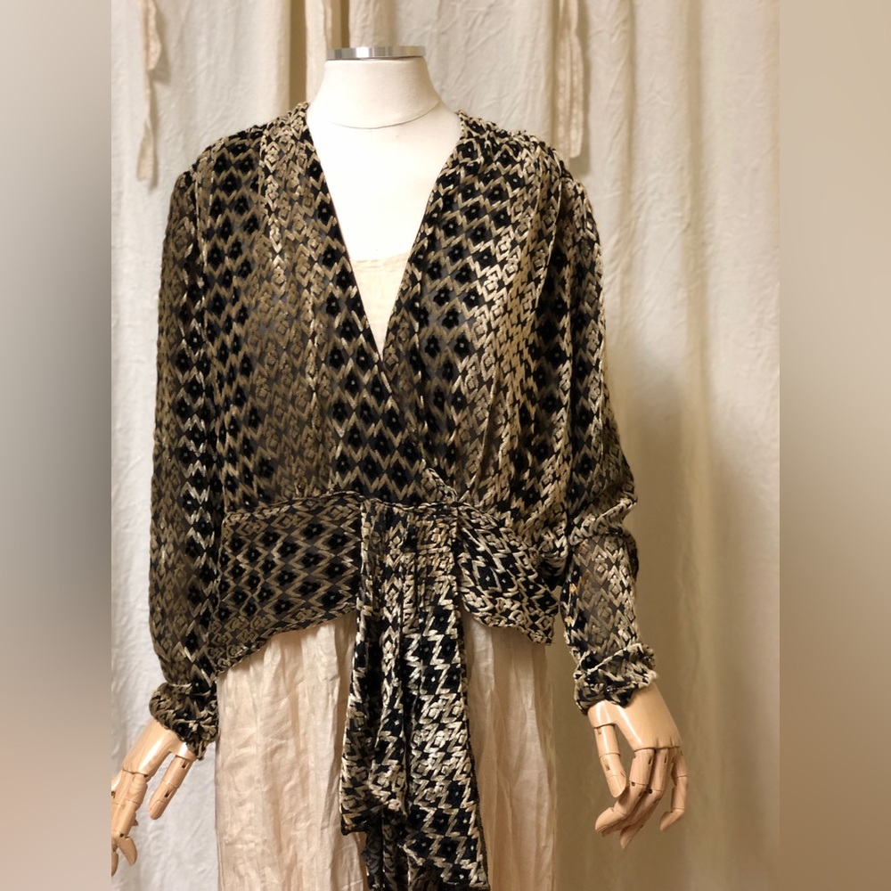 Vintage 1920’s cut velvet blouse